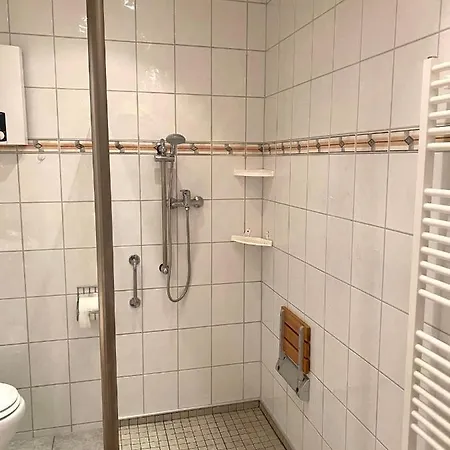 Zimmervermietung Loesken * דיסבורג