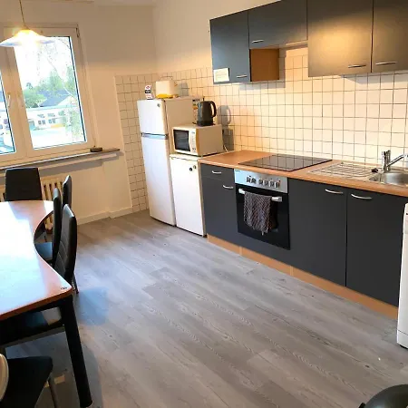 Zimmervermietung Loesken * דיסבורג