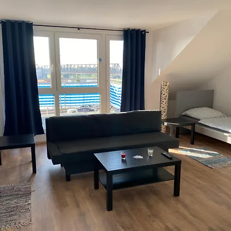 Zimmervermietung Loesken בית אירוח *